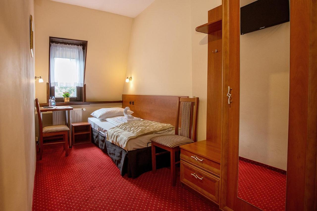 Hotel Zamek Chalupki ภายนอก รูปภาพ