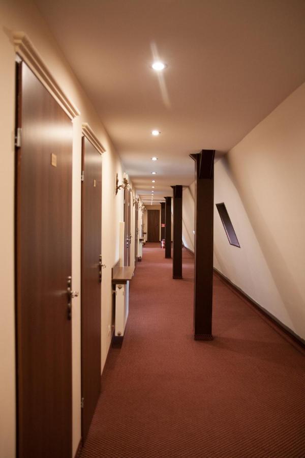 Hotel Zamek Chalupki ภายนอก รูปภาพ