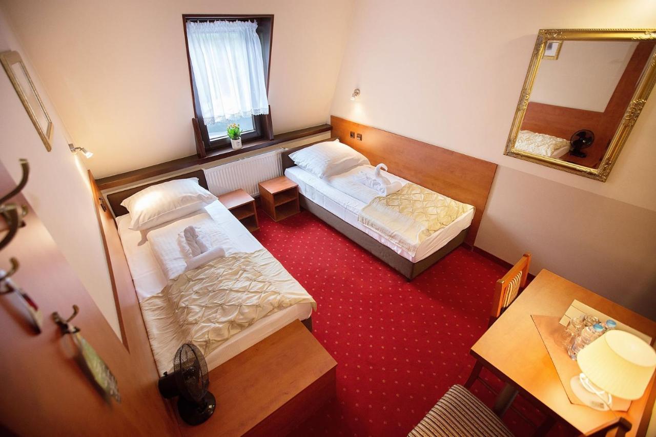 Hotel Zamek Chalupki ภายนอก รูปภาพ