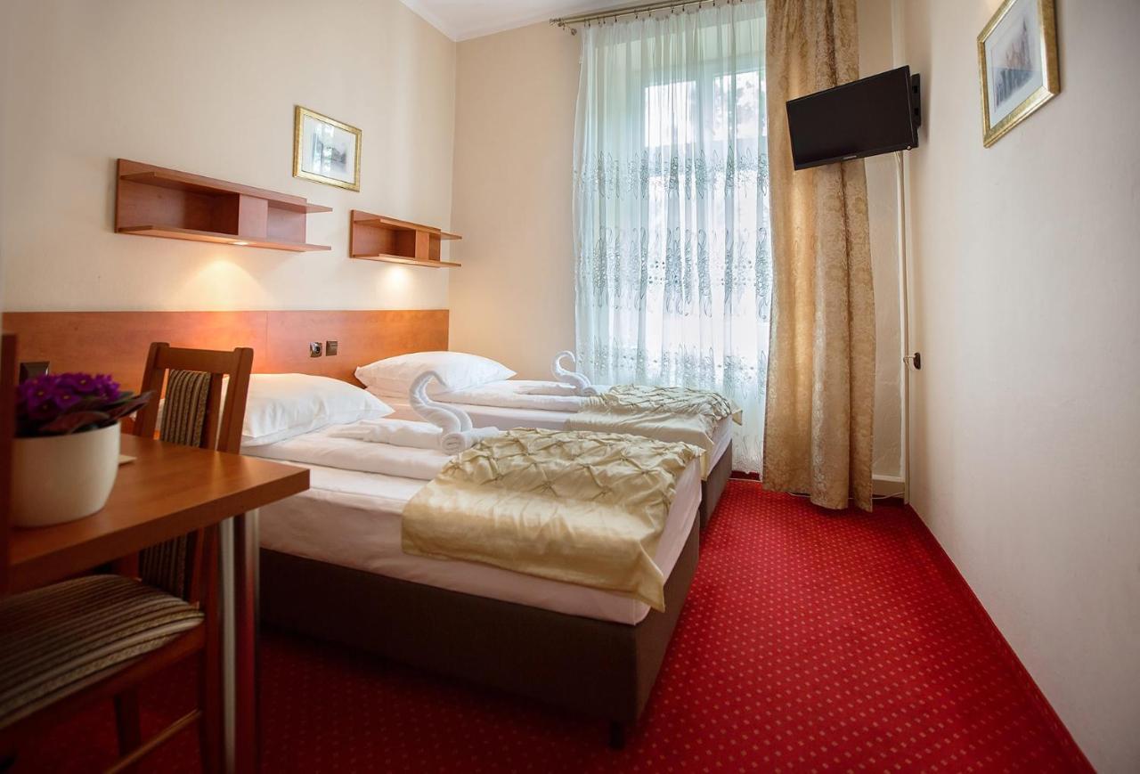 Hotel Zamek Chalupki ภายนอก รูปภาพ