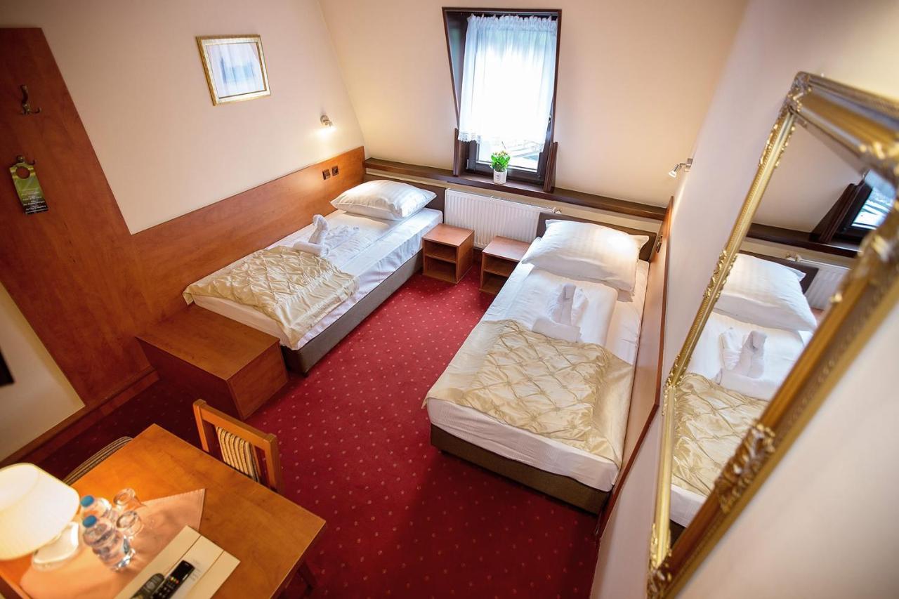 Hotel Zamek Chalupki ภายนอก รูปภาพ