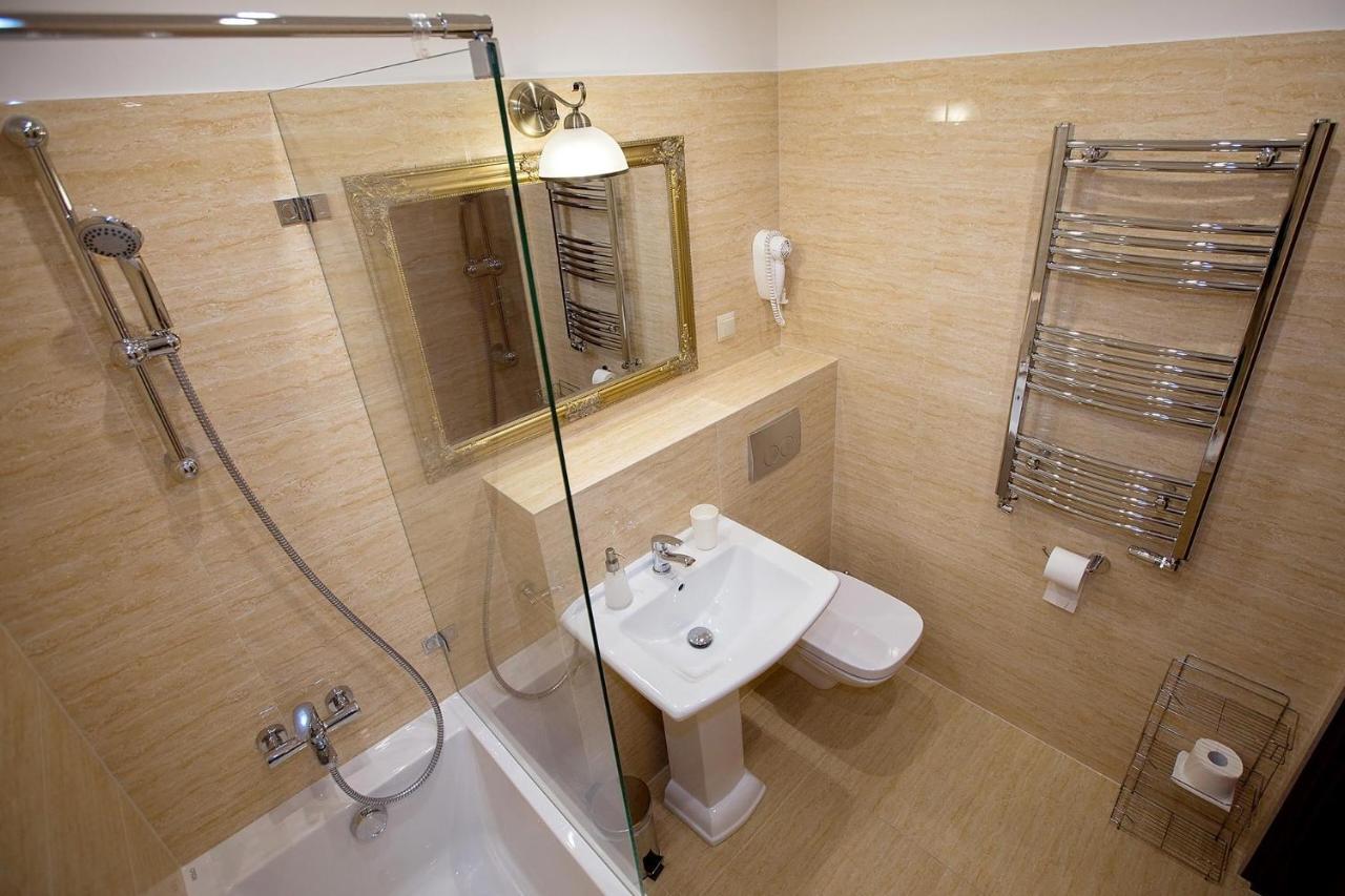 Hotel Zamek Chalupki ภายนอก รูปภาพ